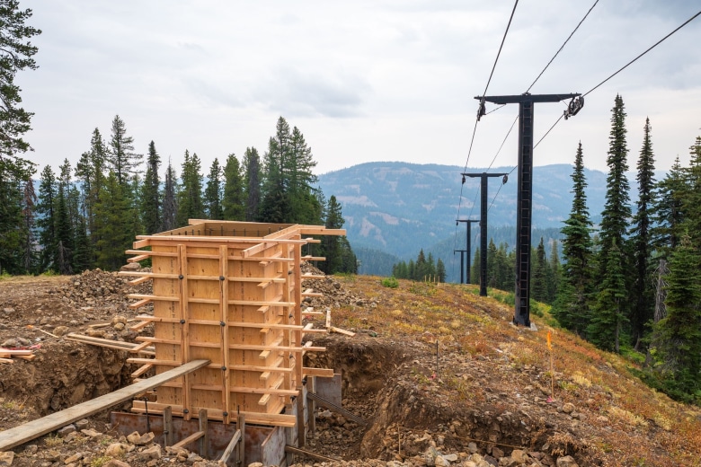 Dispute with lift broker halts Bluewood’s high-speed chairlift project