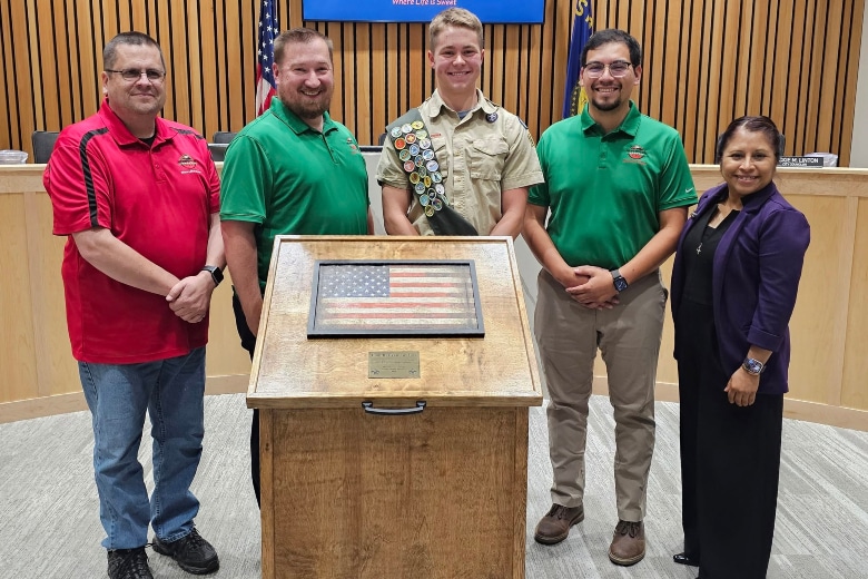 Local Eagle Scout installs flag retirement box at Hermiston City Hall